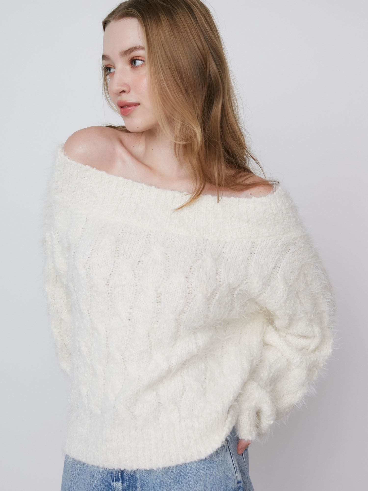 Ameri（アメリ）の「TWIN YARN CABLE KNIT（ニット/セーター