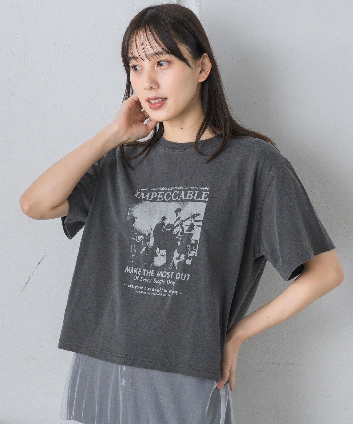 2PAC TIHREE GIRLS STUDIO オンワード樫山 Tシャツ