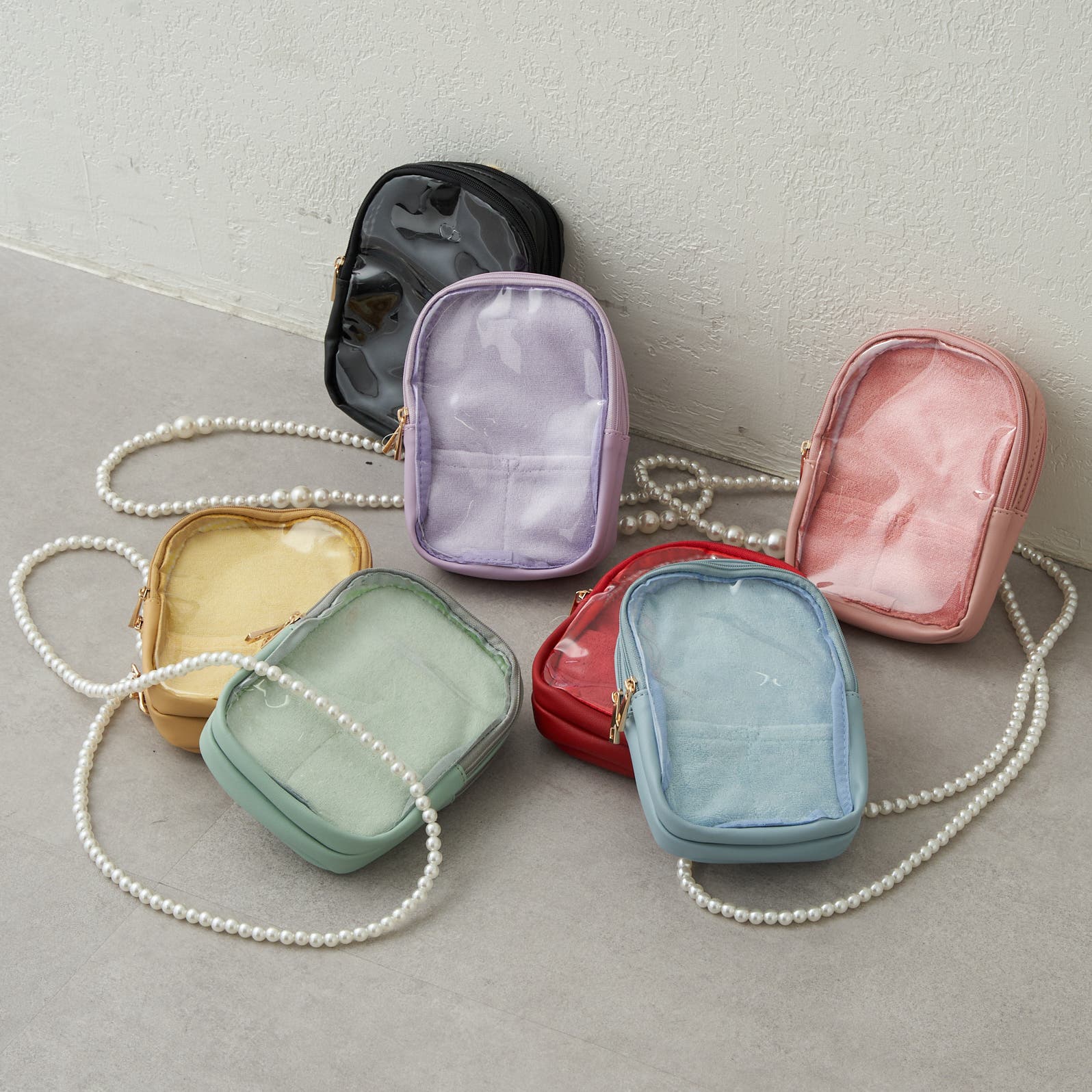 【TR】ももクログッズおまとめ マグカップ キーケース 財布 腕時計 アクスタ 1.jpg