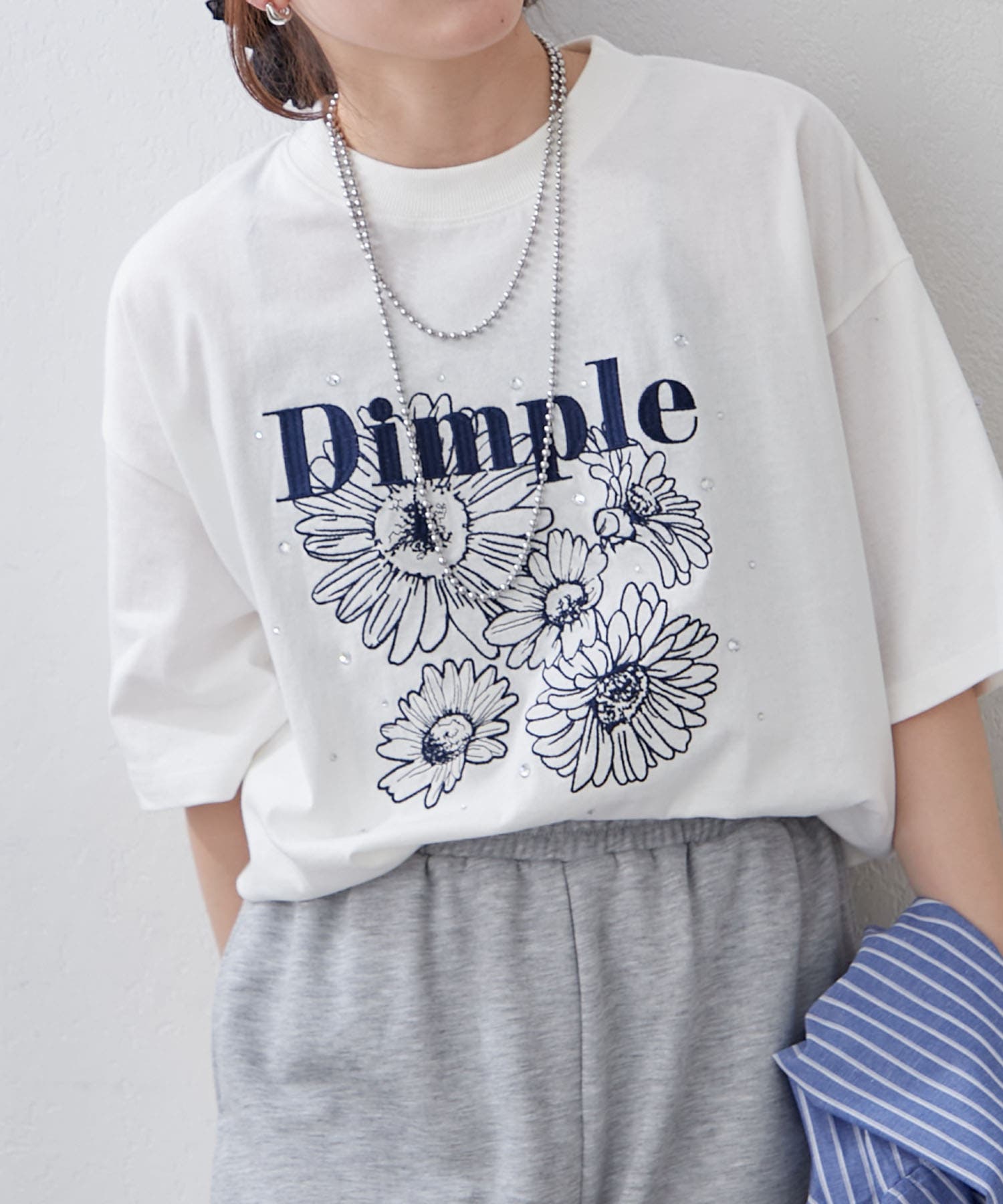 レオナール　チュニック　サマーニット　刺繍　ビーズ　ラインストーン　トリム　花柄 花刺繍×ラインストーンTシャツ[品番：NCLW0017862]｜NICE CLAUP