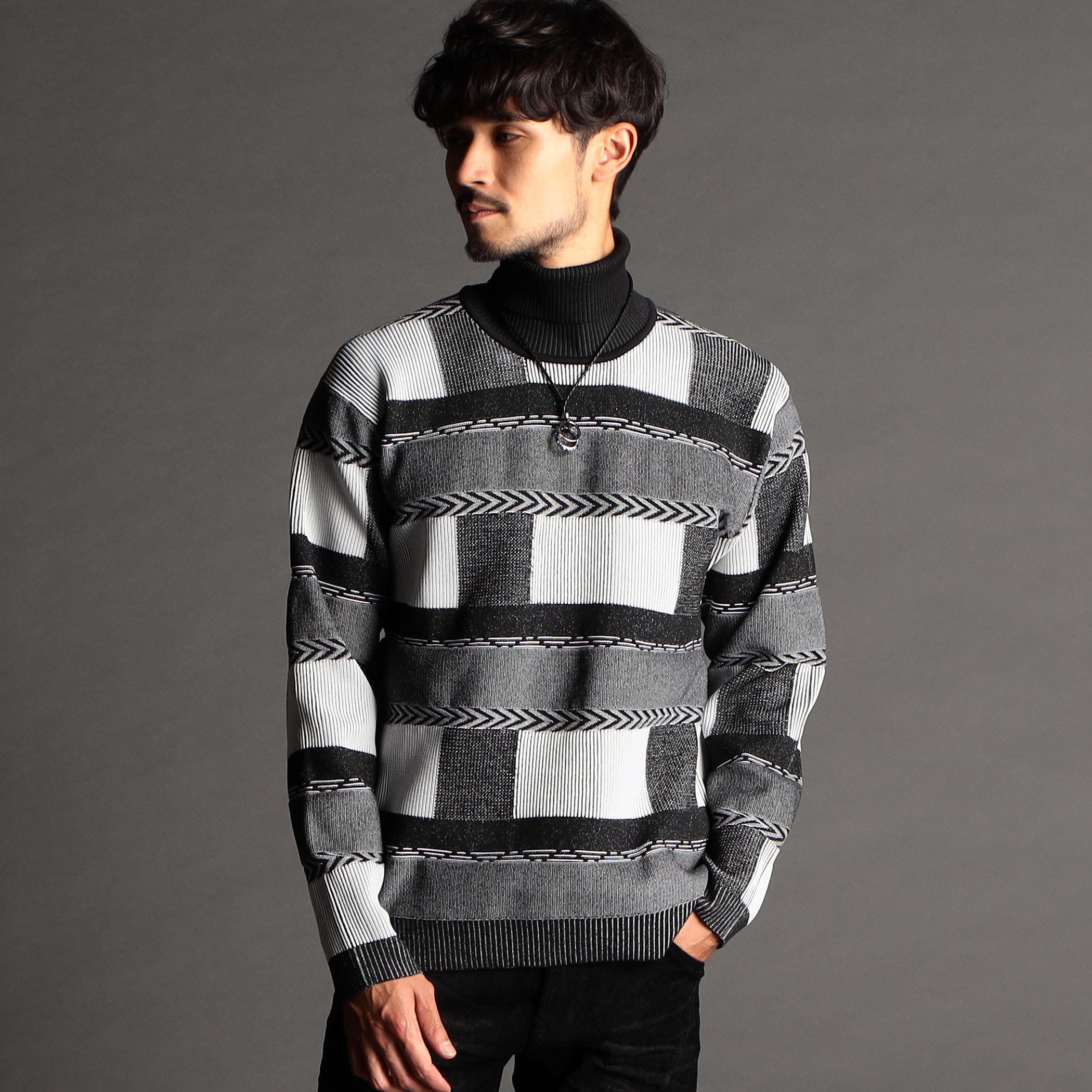 23年モデル】編地切り替 タートルネックニット[品番：NICW0005126