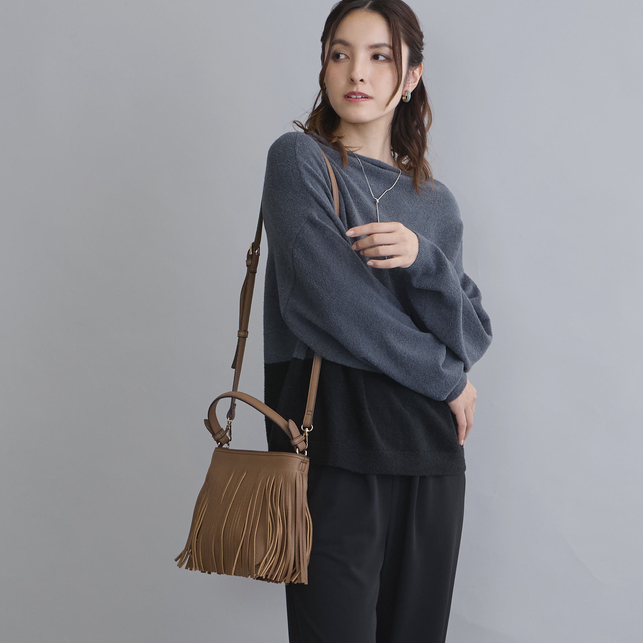2WAYフリンジショルダーバッグ[品番：NICW0008378]｜NICOLE（ニコル