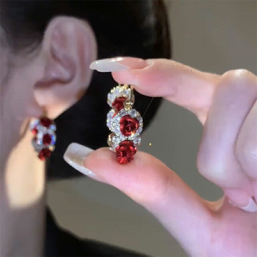 PRADA 幾何学的デザイン ビジュー ピアス 復刻デザイン♡《 Elegant flower bijou circle 》 エレガント