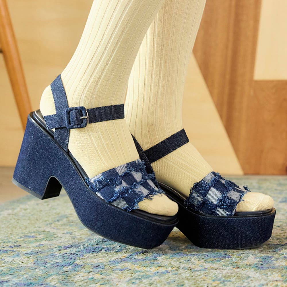 オリエンタルトラフィック（ORiental TRaffic）/バックルベルト厚底サンダル/41209 オリエンタルトラフィック》バックルベルト厚底サンダル/41209[品番