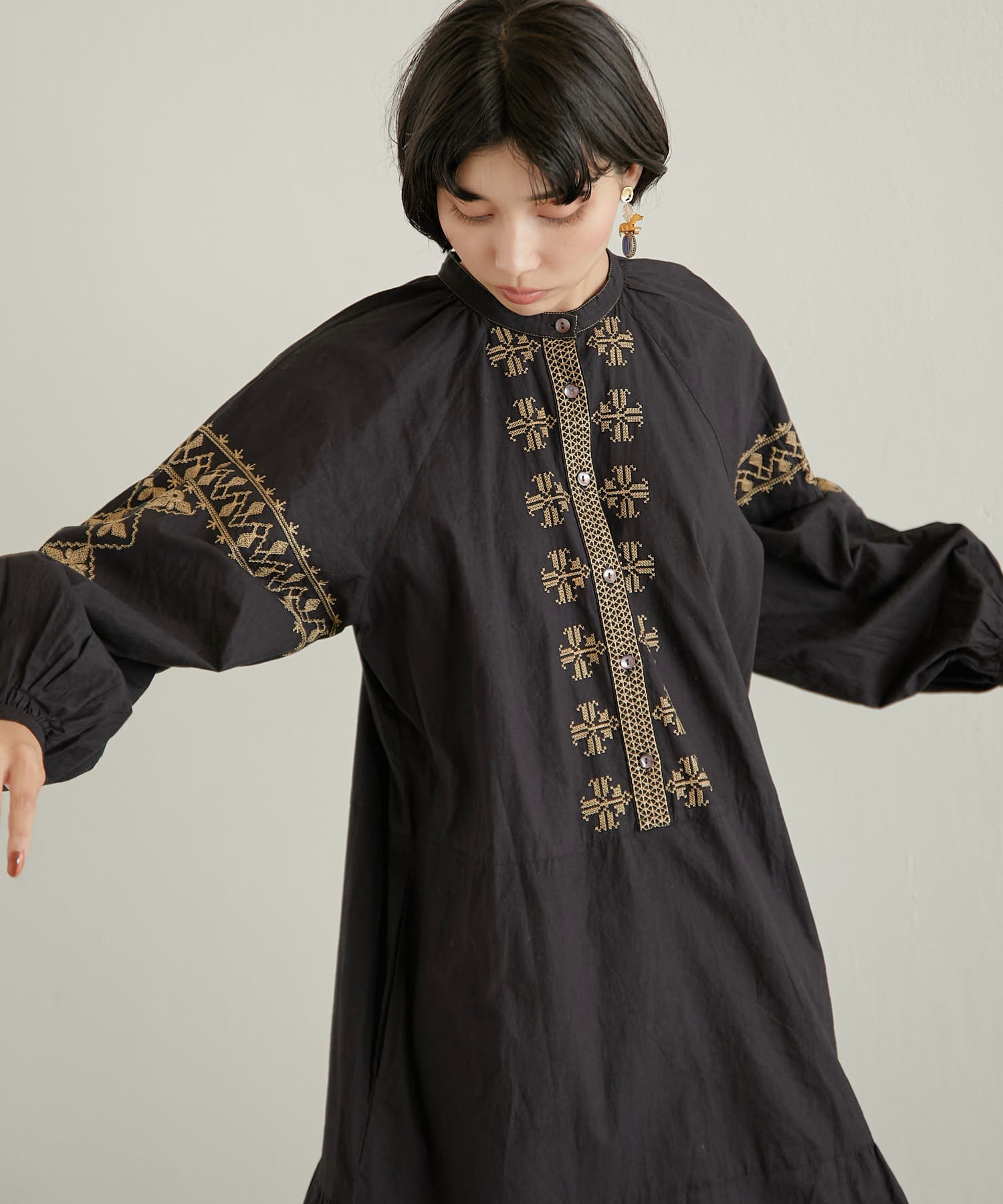 ear PAPILLONNER】刺繍ワンピース【SUM1 STYLE】[品番：PALW0002718