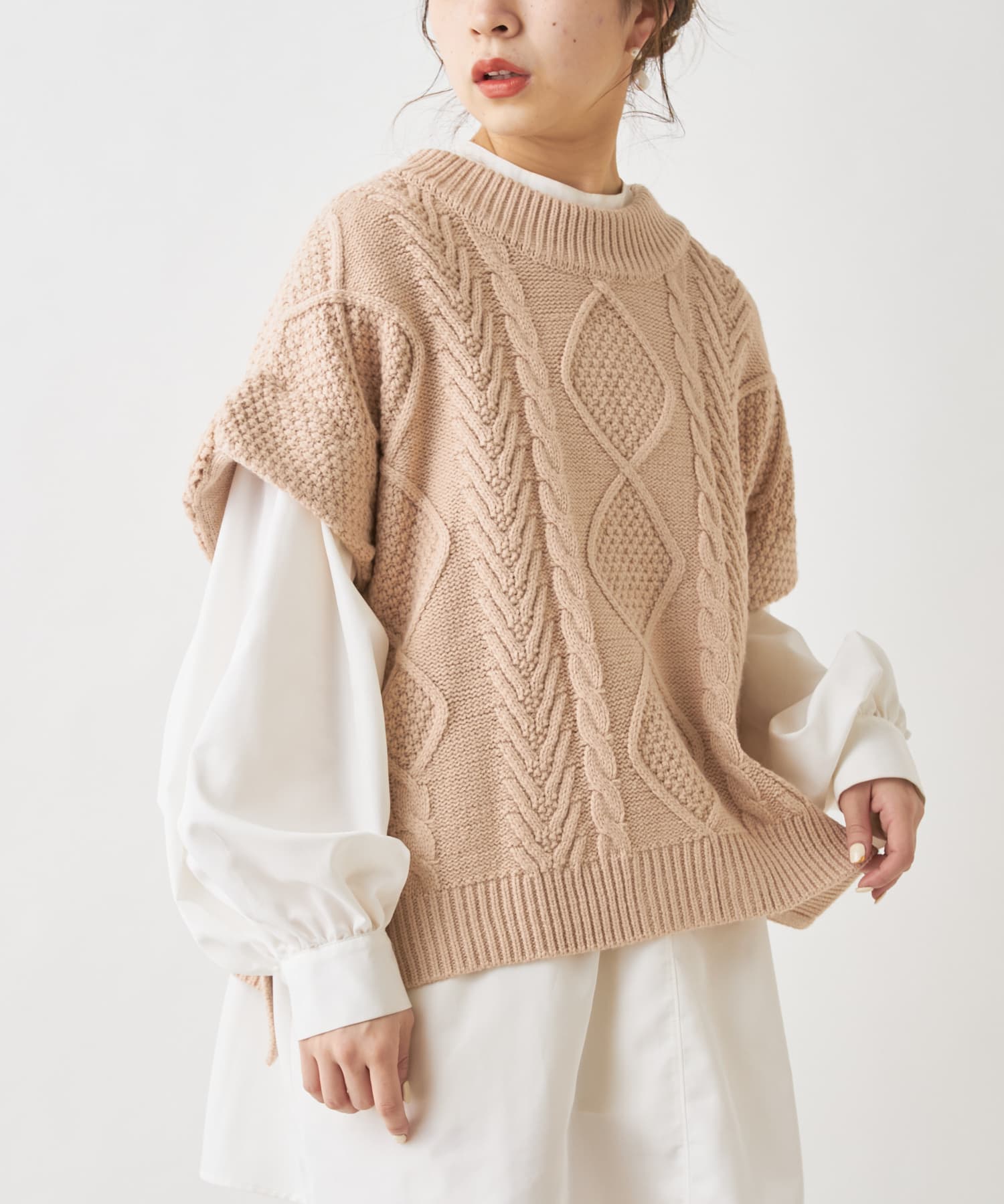 Chico】ケーブルマルチウェイバックレースアップニット[品番