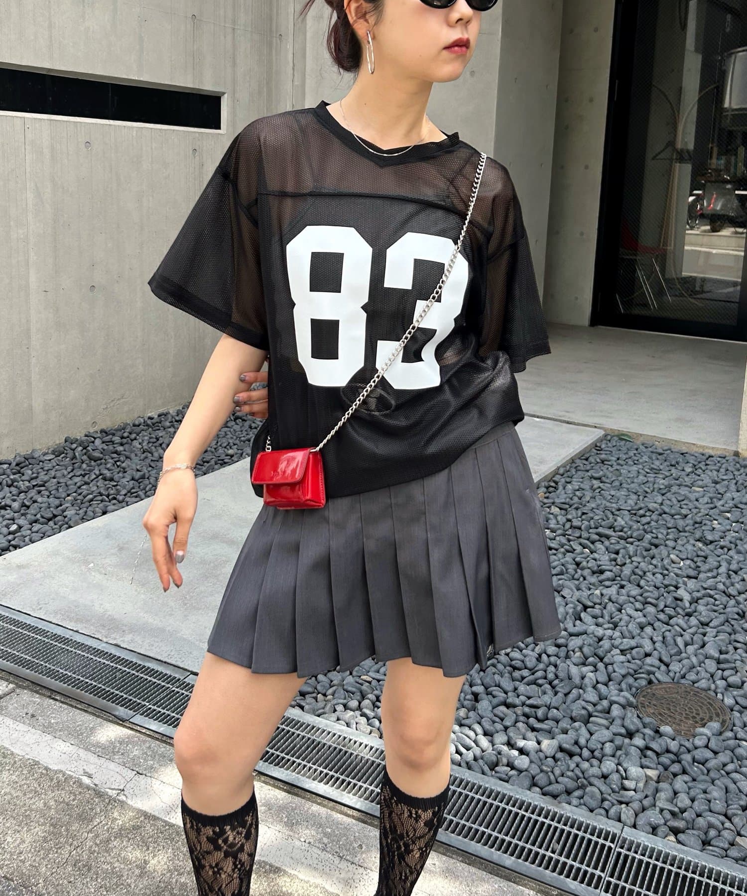 WHO'S WHO gallery】ナンバリングメッシュトップス[品番