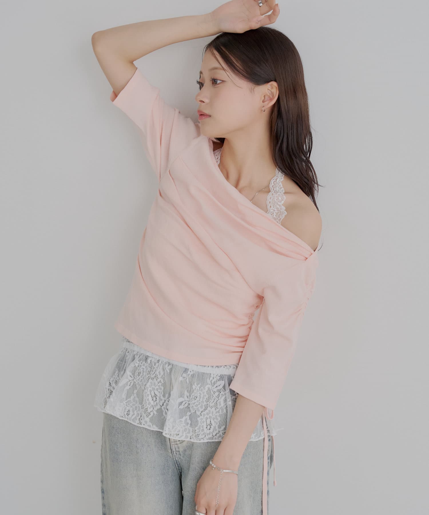 Chico】ドレープニット+レースペプラムキャミSET[品番