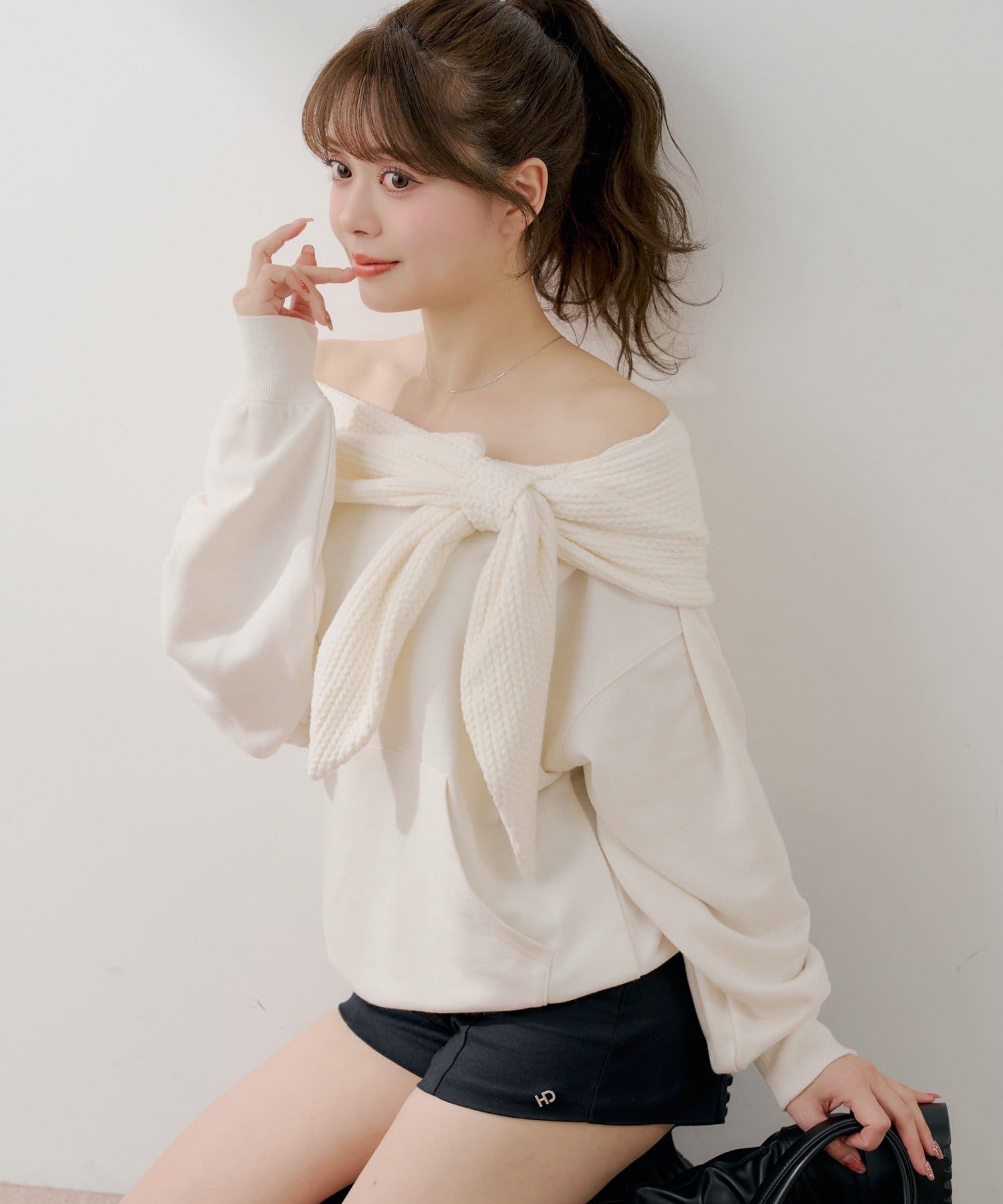 Chico】オフショルリボンSWT[品番：PALW0008358]｜PAL GROUP OUTLET 