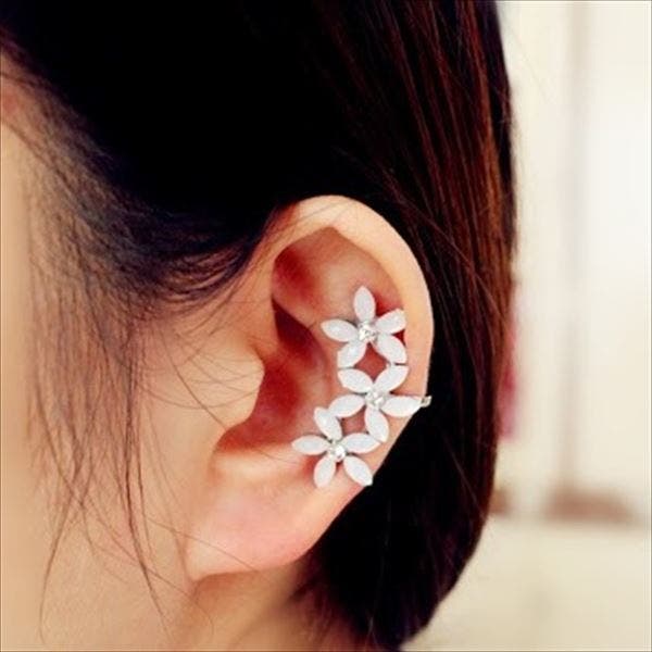 ハンドメイド★紅白華のイヤーカフ★シルバー金具タイプ★左耳用★ドレス★結婚式にも imgrc0066957953.jpg