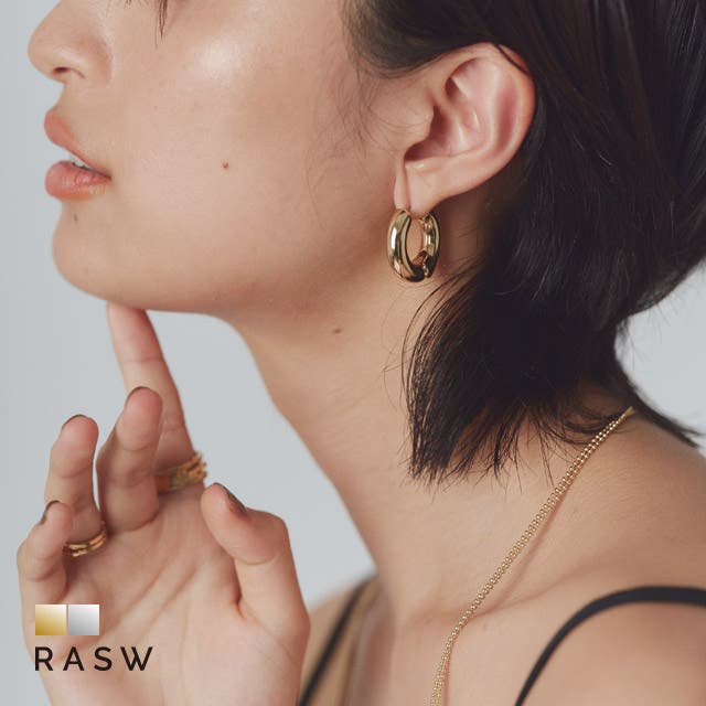 あらママです。ロングシャツ K18 フープピアス　ひねりフープピアス あらママ様専用です。ロングシャツ K18 フープピアス ひねり