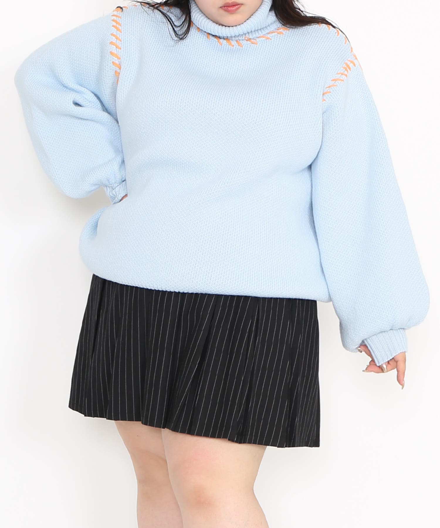 ハンドステッチタートルネックニット[品番：PNYW0004692