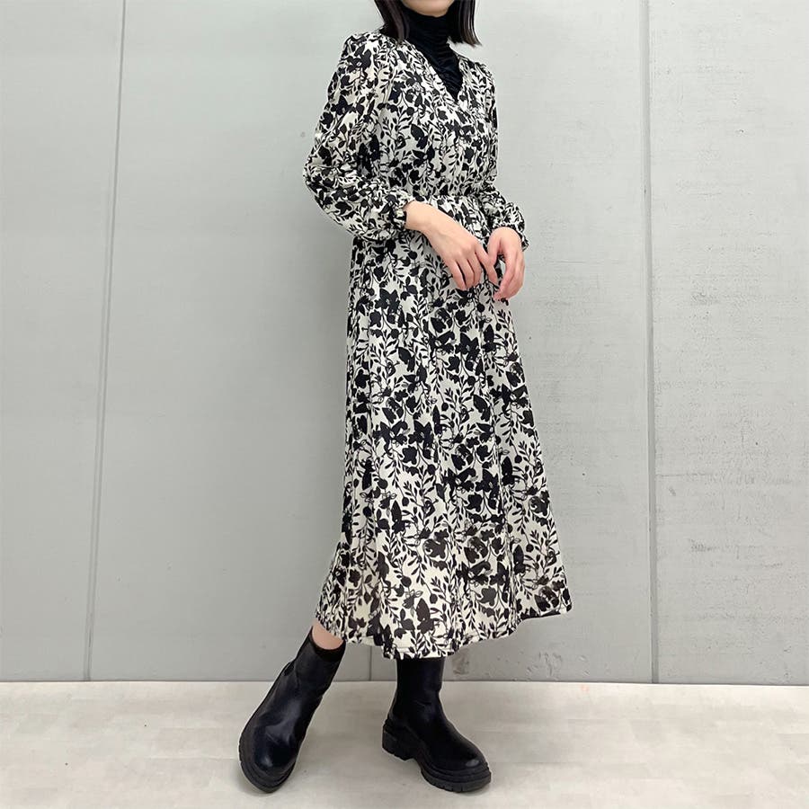 ハイネック花柄ワンピース[品番：RADM0001038]｜＆soiree（アンド