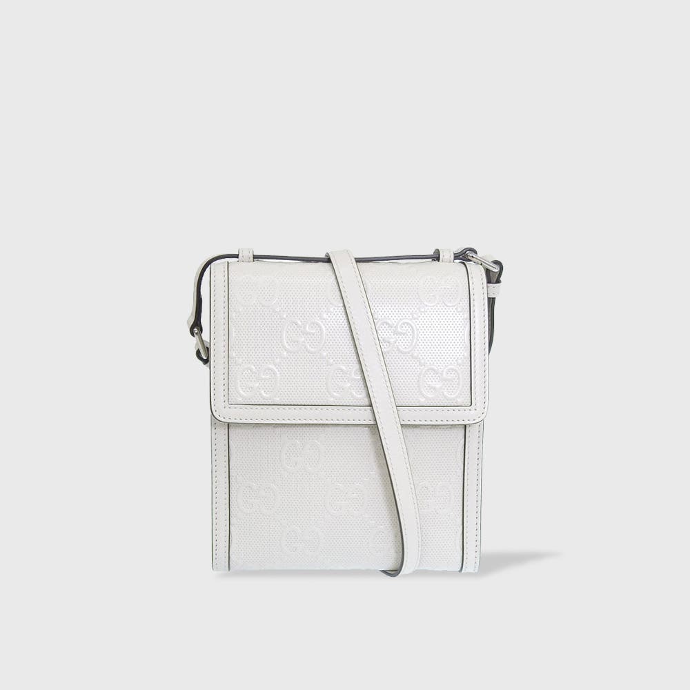 グッチ ソフトビット〕マキシ ショルダーバッグブラック レザー