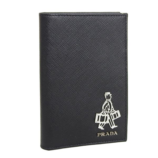 【love peace】PRADAパスポートカバー　NERO カードケース love peace】PRADAパスポートカバー NERO カードケース love peace様