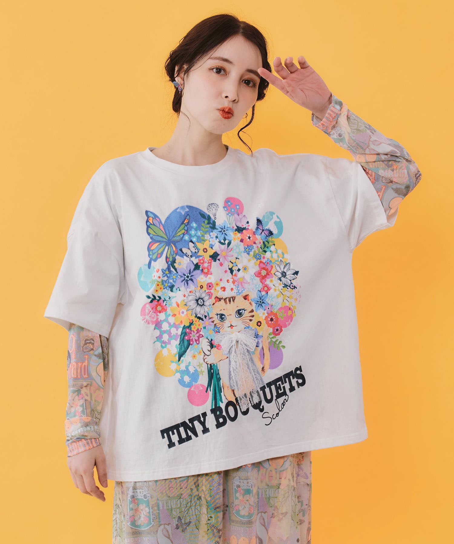 レースリボン付き 花ネコ柄Tシャツ[品番：SRSW0002541]｜ScoLar