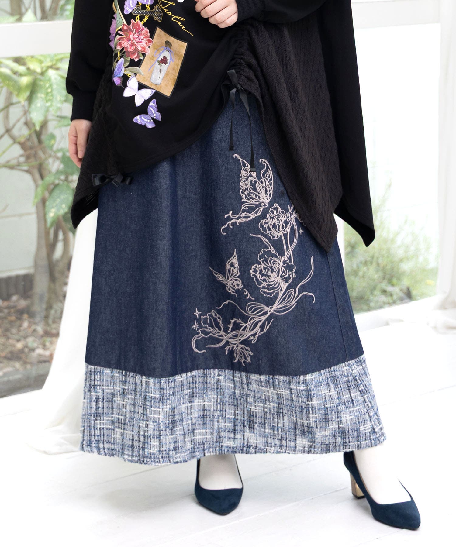 ラメツイード切替 花蝶刺繍デニムスカート[品番：SRSW0000351]｜ScoLar
