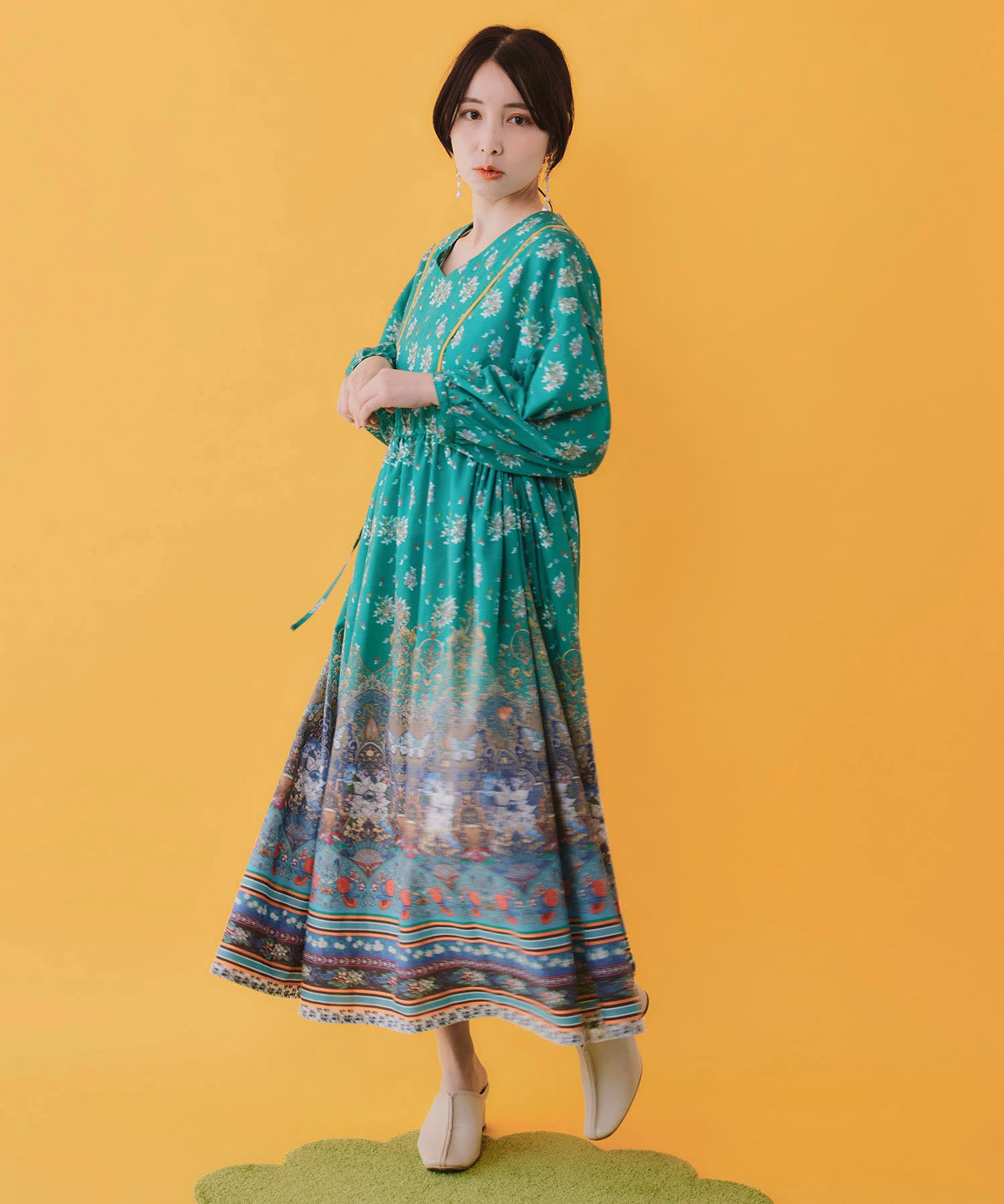 蝶々×エスニック柄ワンピース[品番：SRSW0002512]｜ScoLar（スカラー
