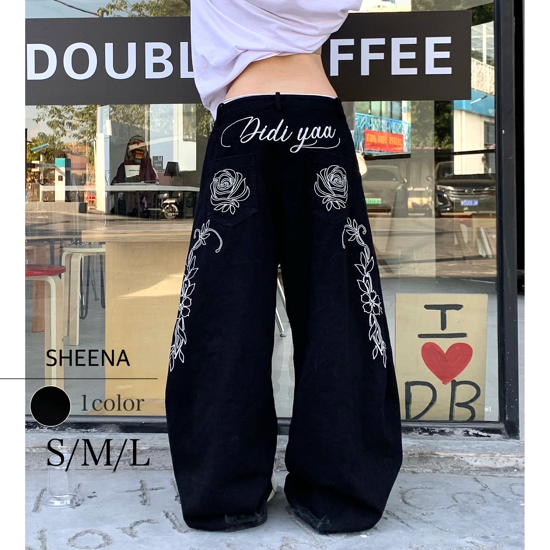 バックフラワーロゴ刺繍カーブワイドパンツ[品番：SHNW0012531