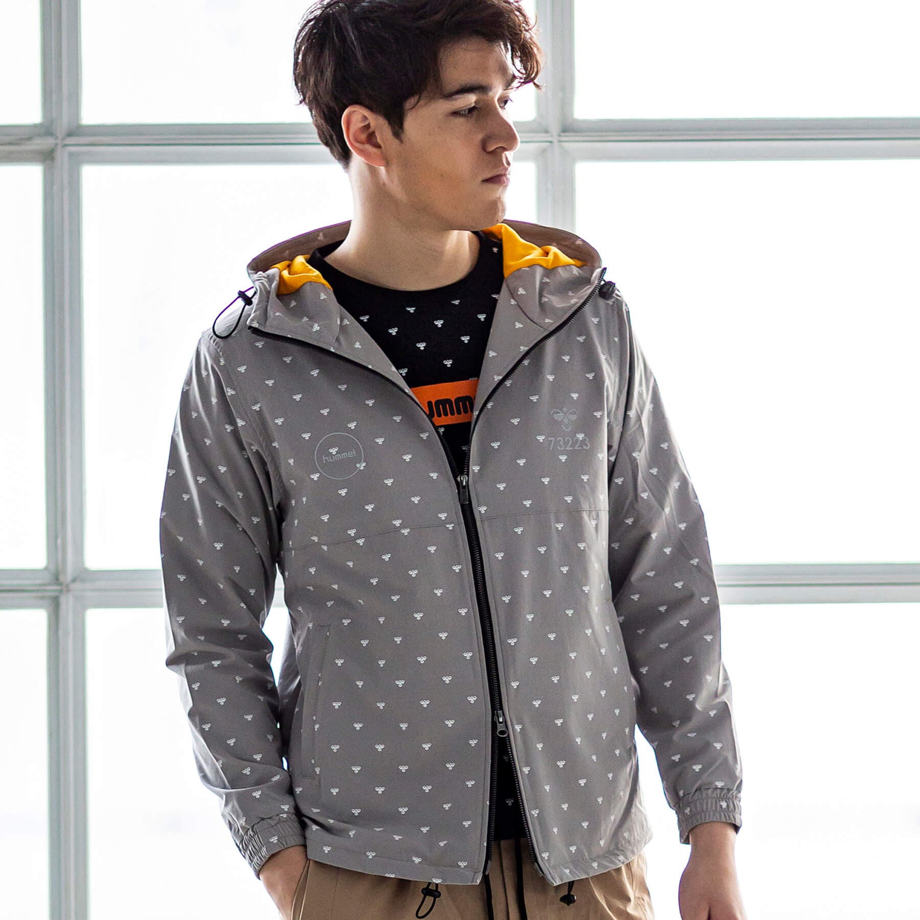 直営店 WEB限定】hummel(ヒュンメル)モノグラムストレッチナイロンパー