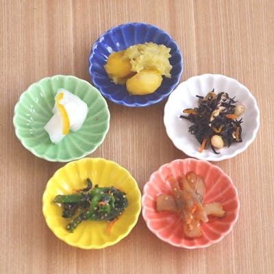 豆皿（菊の花） 【アウトレット】 小皿[品番：ADMH0000034]｜EAST