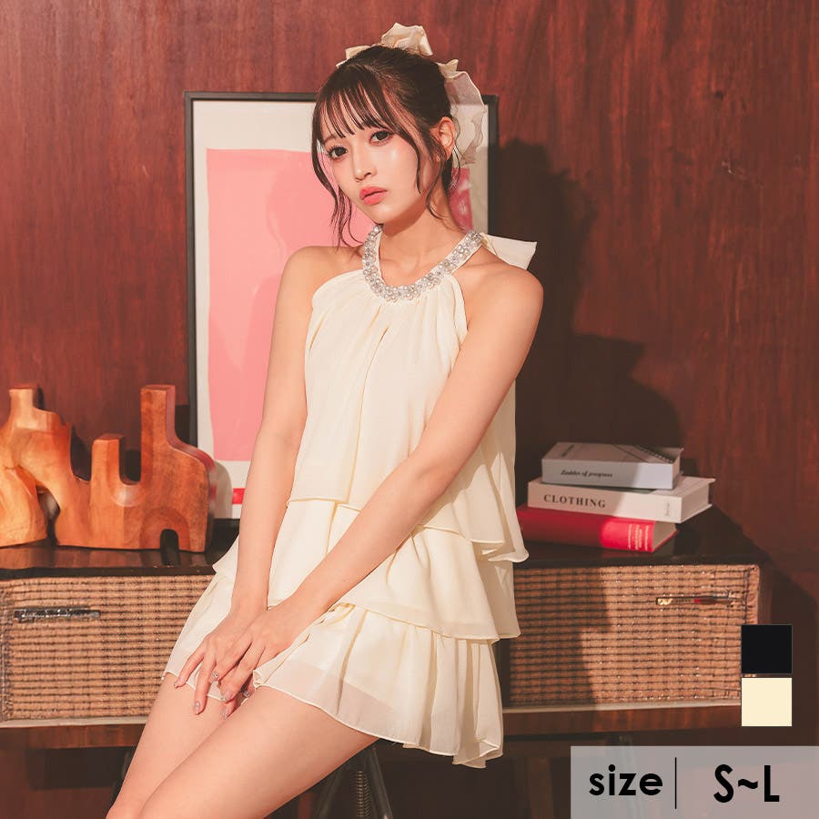 ビジュー付きハイネック×フリルティアードスカートセットアップドレス