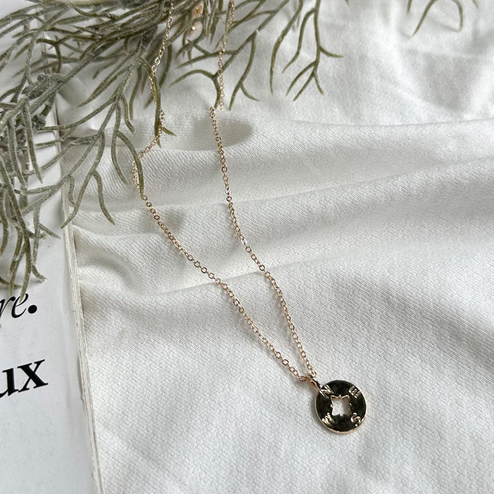 コンパスモチーフネックレス[品番：NHGW0003298]｜non-hedge