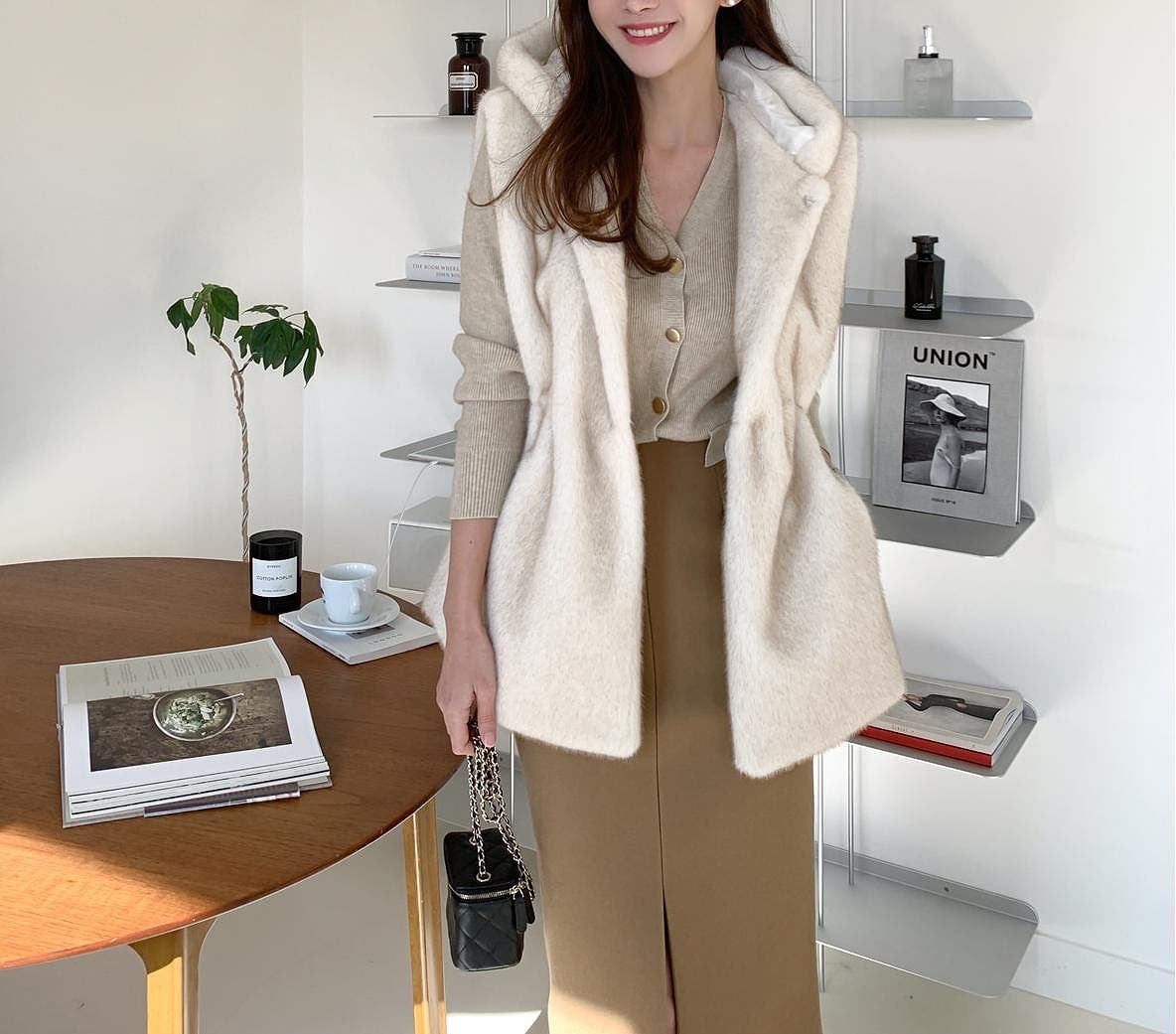 【BEIGE'ベイジ】キルティングジレ/フードつきベスト/オンワード70400円 フード付きベスト[品番：NTRW0011574]｜Ulysses（ユリシス