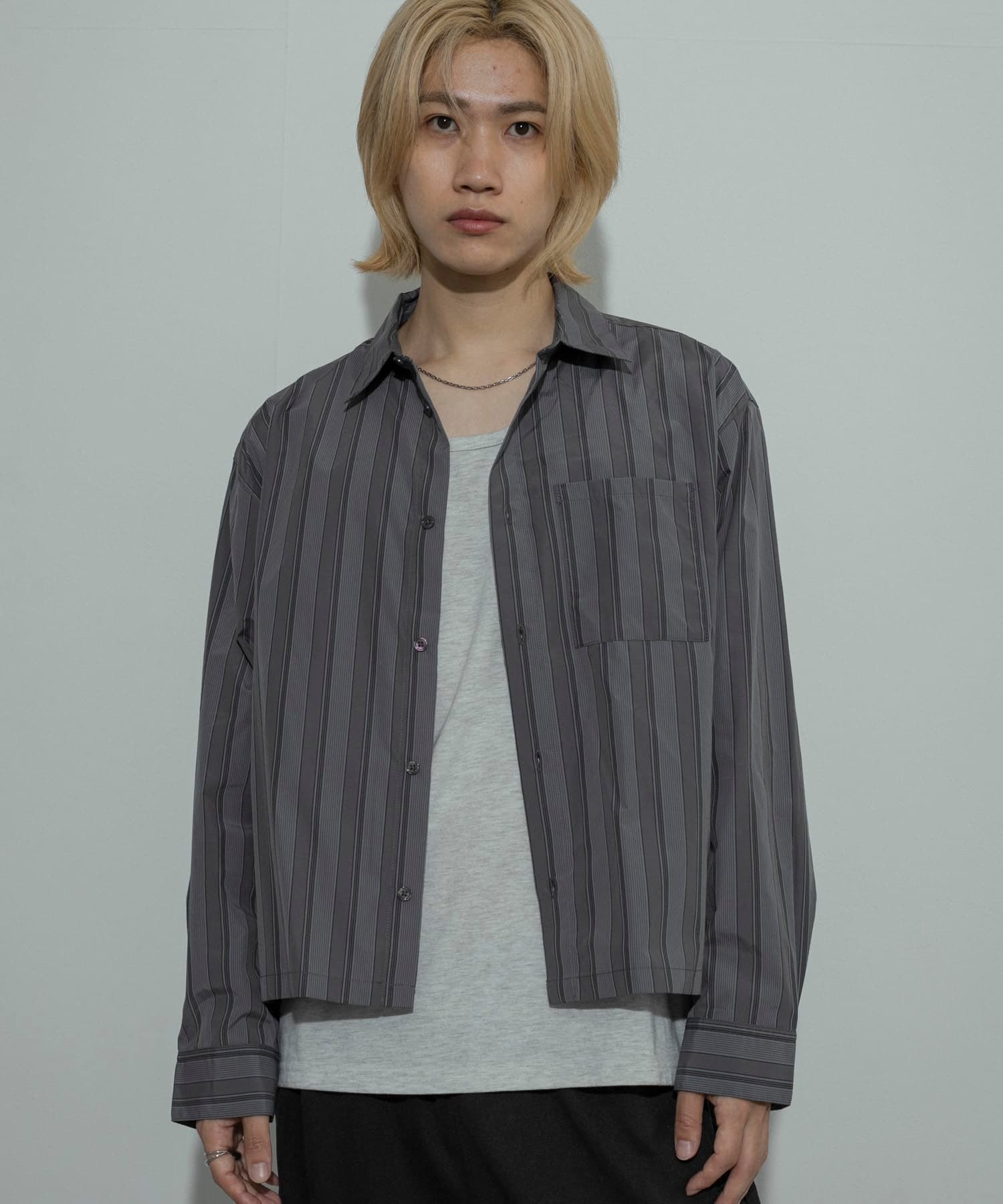 apparel_tops_undefeated_outliN