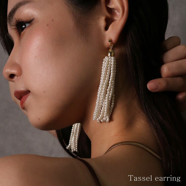 タッセルパールピアス イヤリング ピアス[品番：BECW0009975