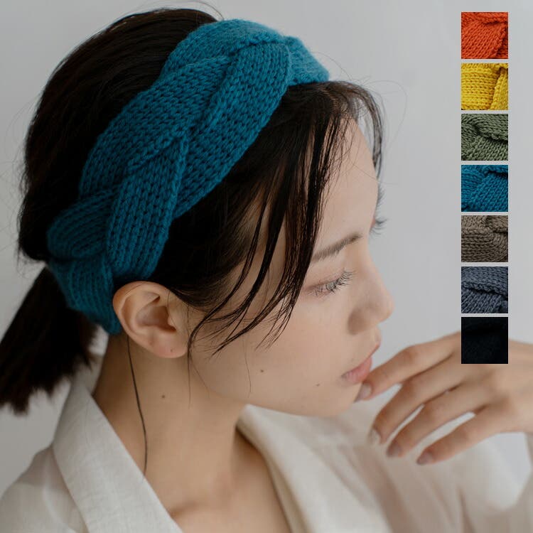 売り切れ【新品未使用】ヘアバンド4 グレーニット編み込み 売り切れ【新品未使用】ヘアバンド4 グレーニット編み込み