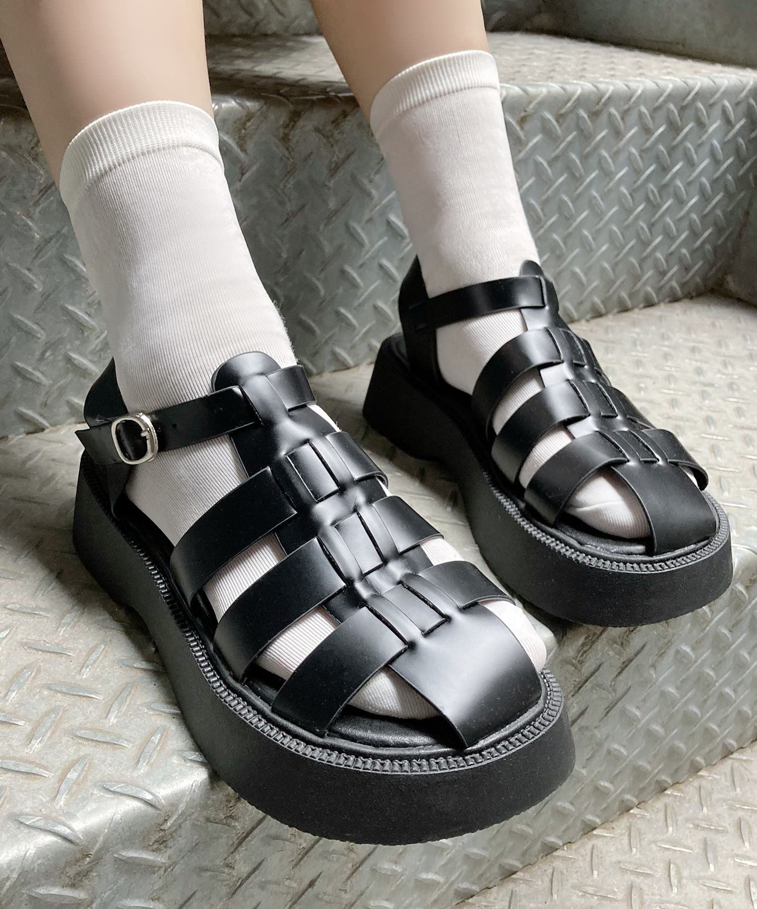 Figments】グラディエーターサンダル[品番：WG010081846]｜WEGO