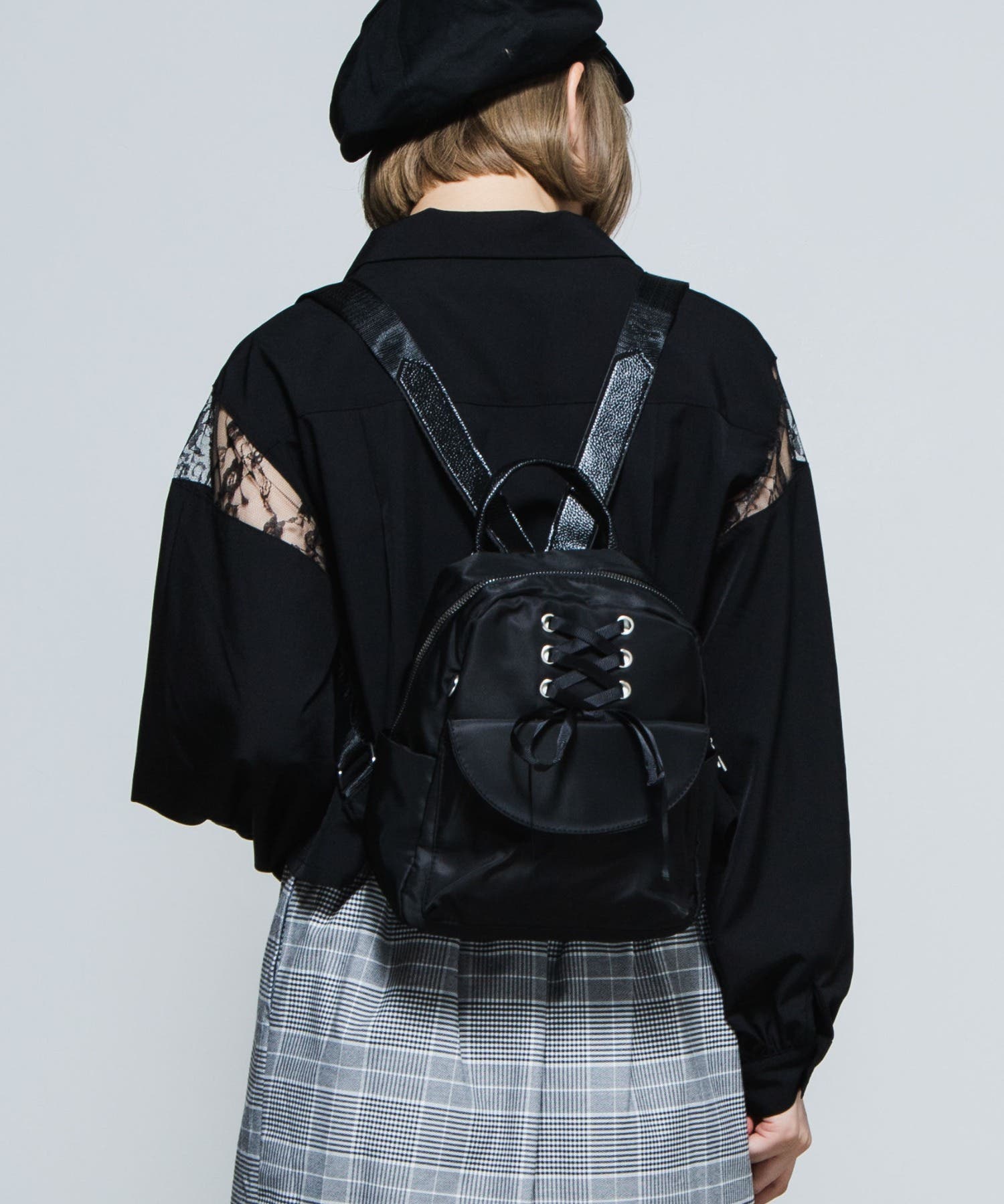 メタモルフォーゼ　リュック　黒　レース 1.jpg