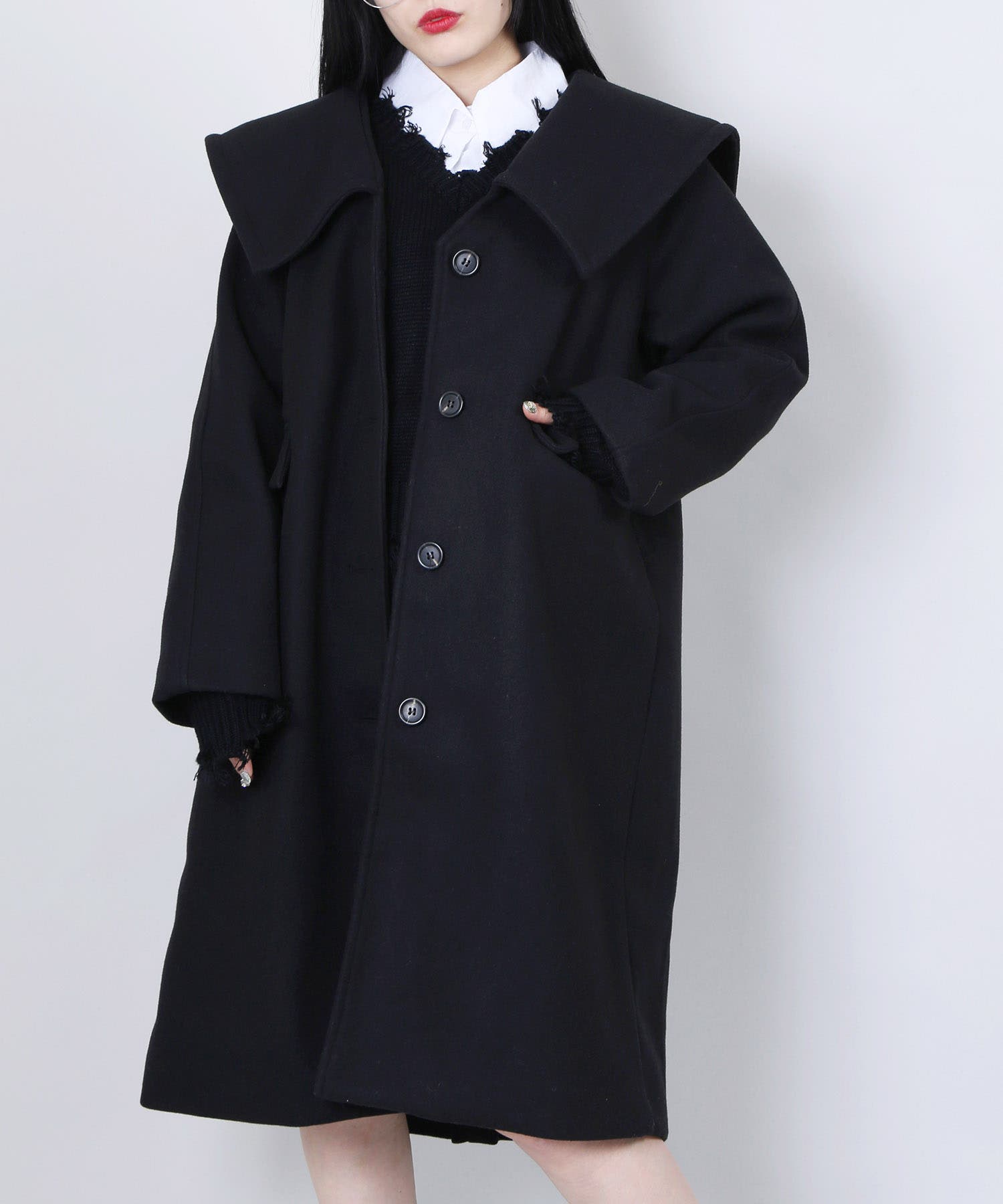 1度着用　美品クリーニング済み　D&G 黒 ロングコート 5ボタン IMG_9038.jpg