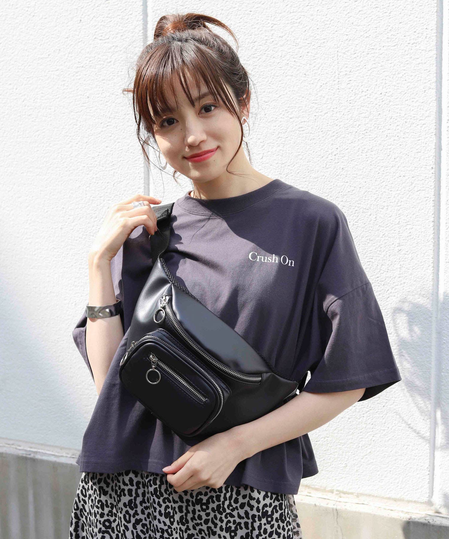 m0851 ウエストバッグ フェイクレザー ホワイト Amazon | フェイクレザーボディバッグ WHT(ホワイト) | トートバッグ