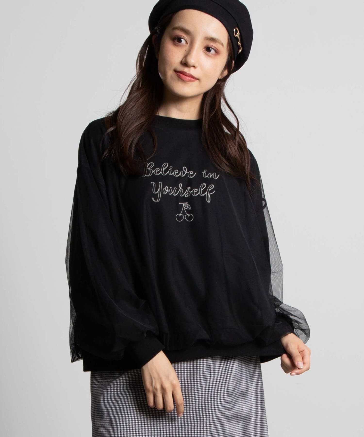 チュールロゴスウェット WE20AU09-L5021[品番：WG010076163]｜WEGO 
