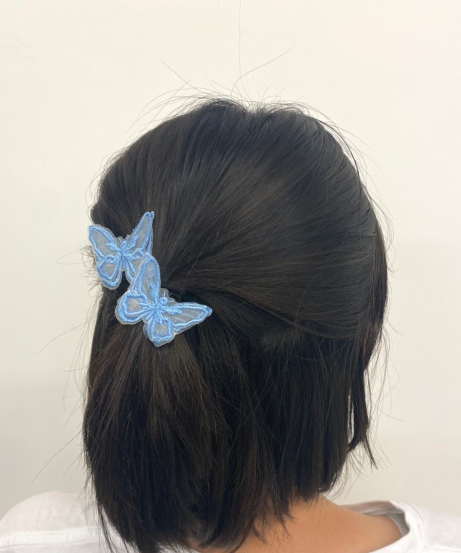 バタフライモチーフ付きヘアチャーム ヘアアクセ 蝶[品番：WG010084915