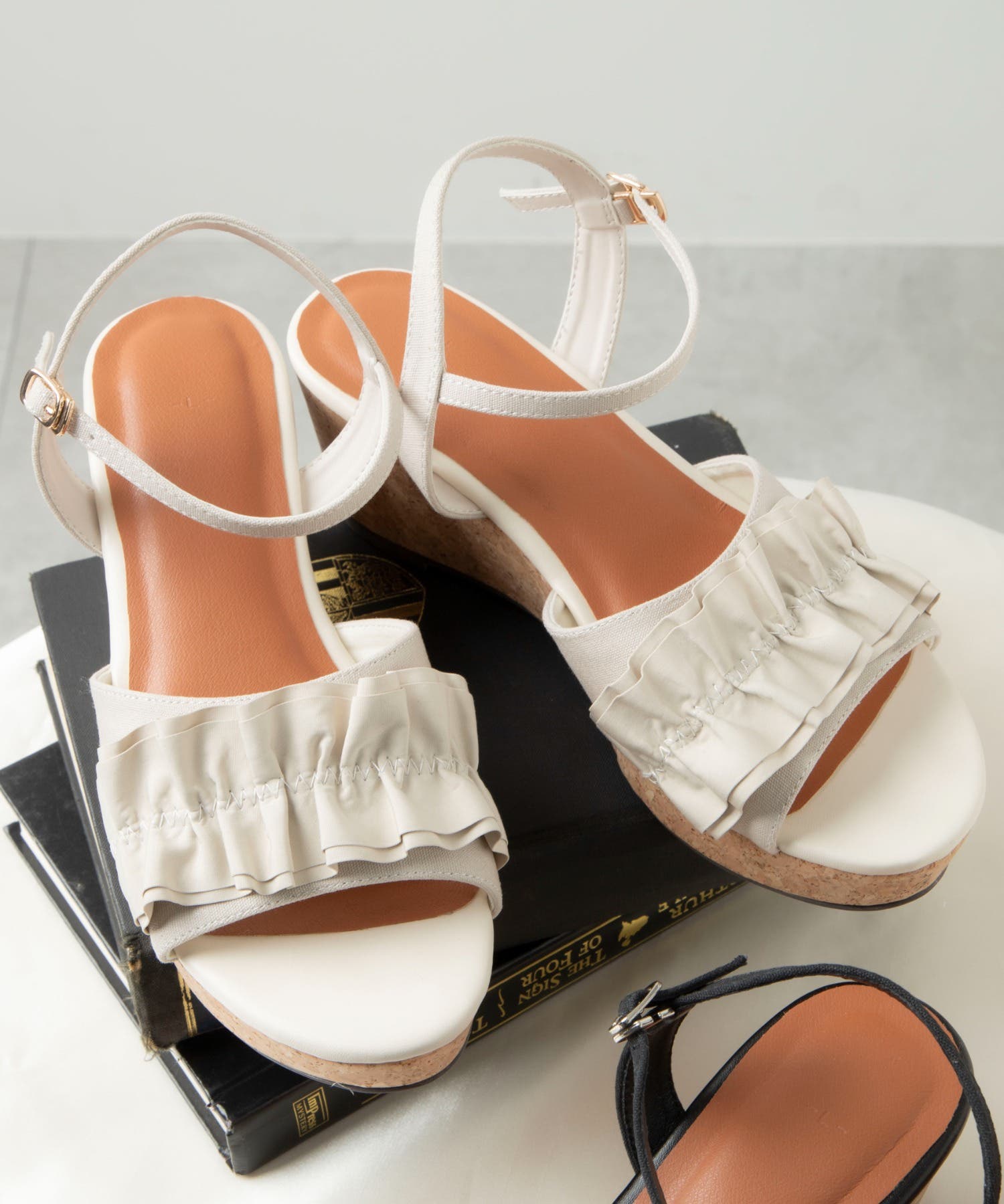 ウェッジソールフリルサンダル[品番：WG010090246]｜WEGO【WOMEN 