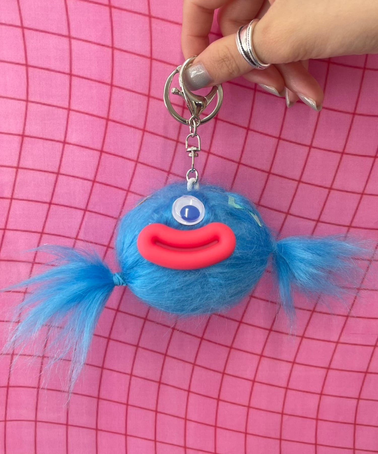キャンディモンスターぬいぐるみキーホルダー[品番：WG010090901