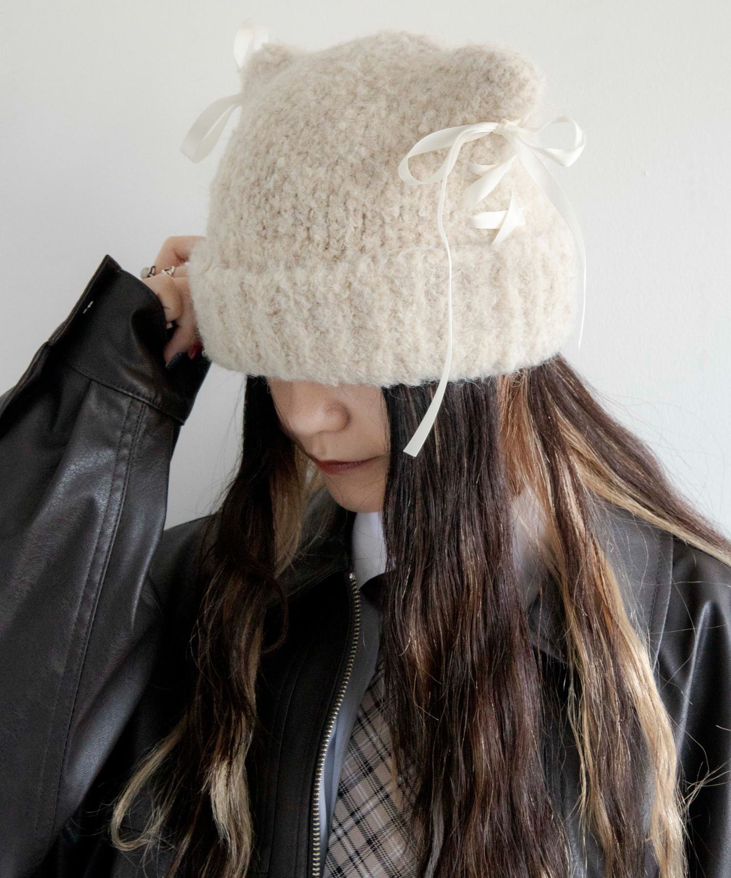 ミオズモーキー MIOSMOKEY MIO-232ST005 TWEED BACK OPEN TOP ツイード トップス ニット オフホワイト系 00【極上美品】【中古】 ミオズモーキー MIO-232ST005 TWEED BACK OPEN TOP ツイード