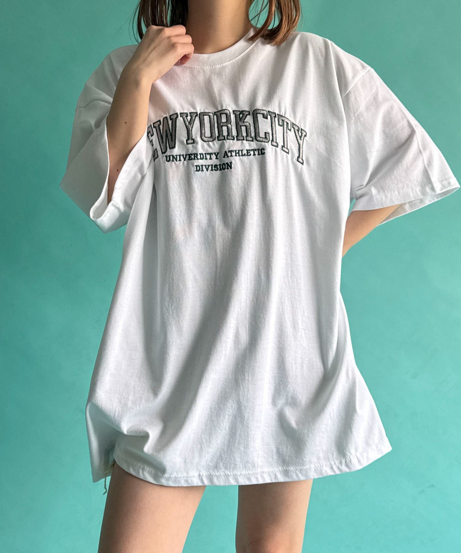 ★EU発* *新作*NYC ロゴ刺繍パネルTシャツ/VL★ t-performance-apparel-14666296