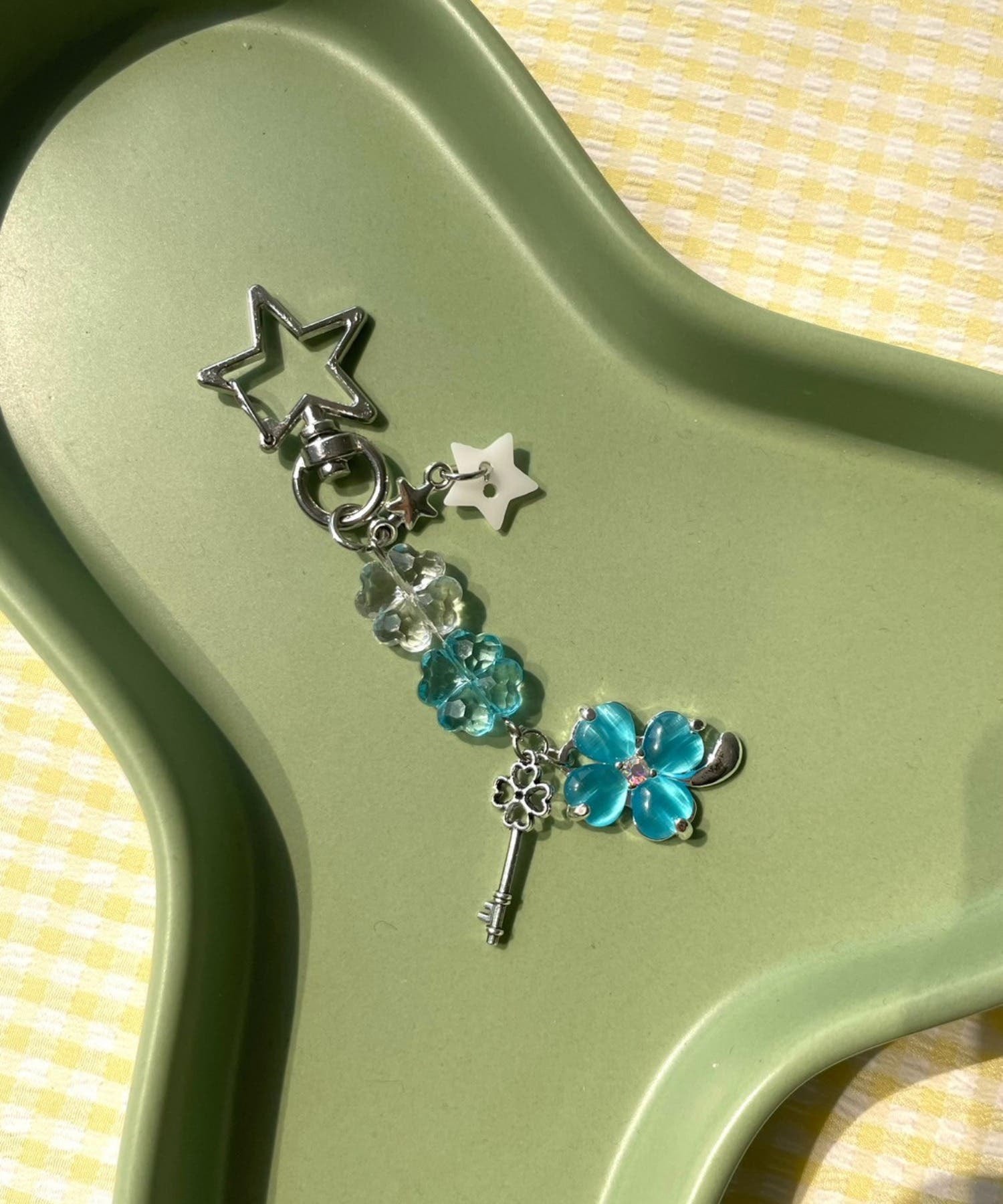 ビジュークローバー ビーズキーホルダー[品番：WG010094056]｜WEGO【WOMEN】（ウィゴー）のレディースファッション通販｜SHOPLIST（ショップリスト）