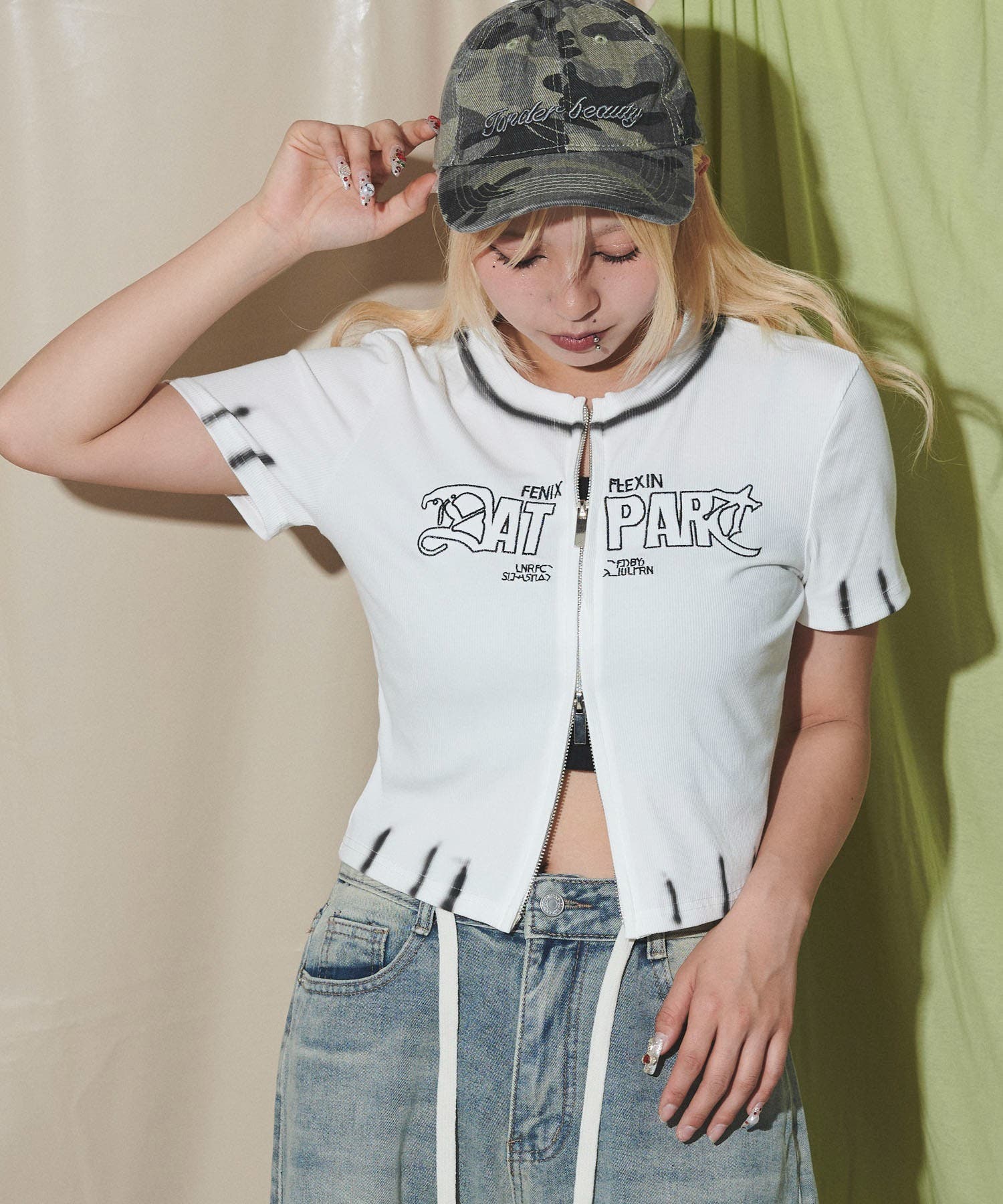 トップス Goo WジップロゴブリーチSSトップス[品番：WG010094724]｜WEGO【WOMEN