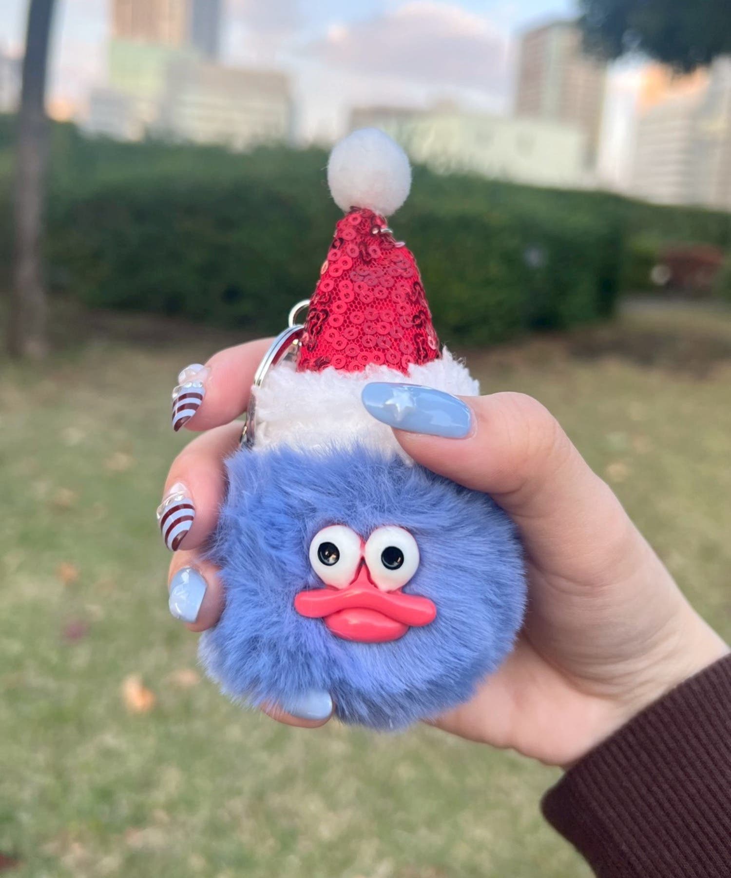 メリクリサンタモンスターぬいぐるみキーホルダー[品番：WG010097082