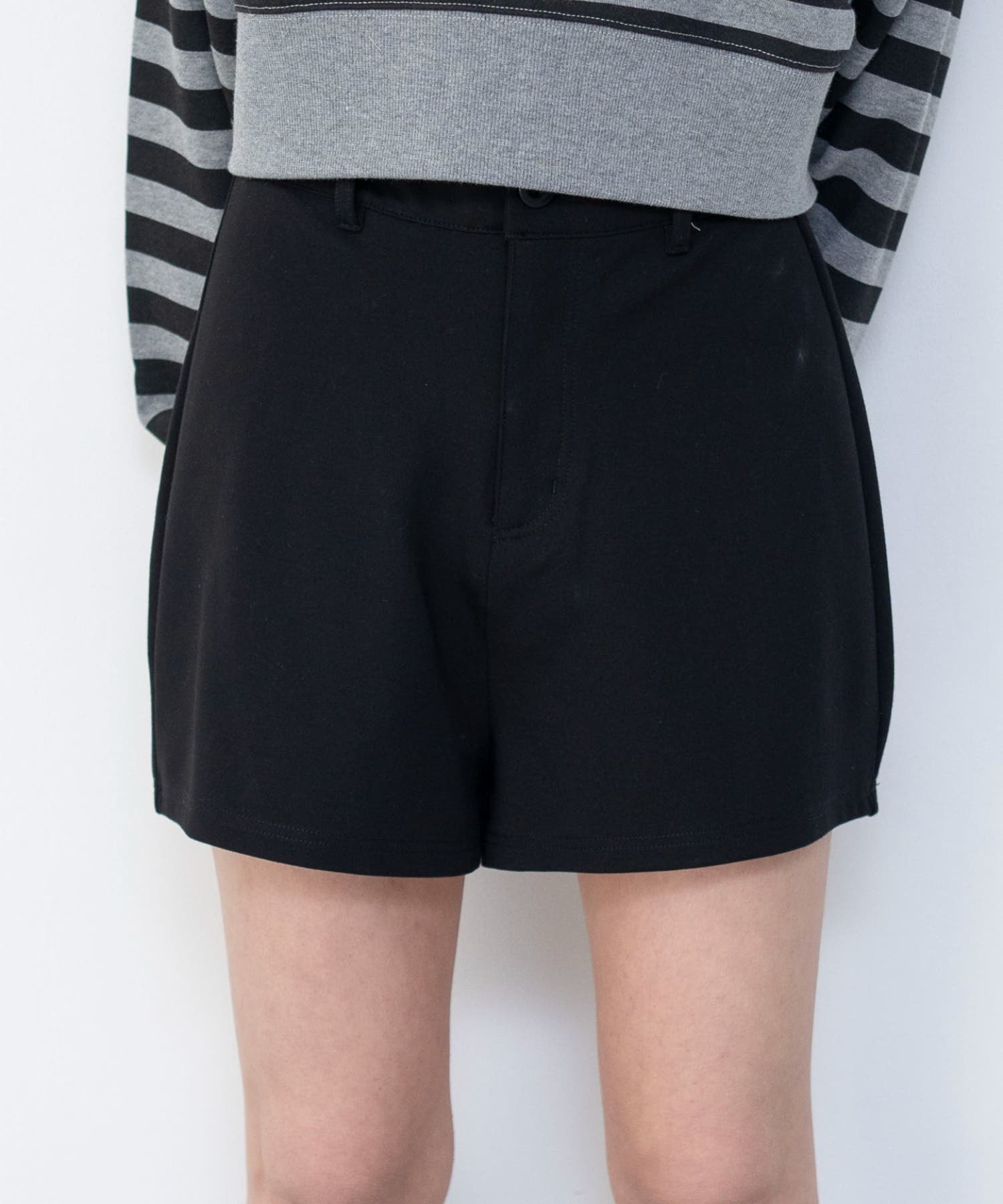 ポンチマイクロショートパンツ[品番：WG010097938]｜WEGO【WOMEN