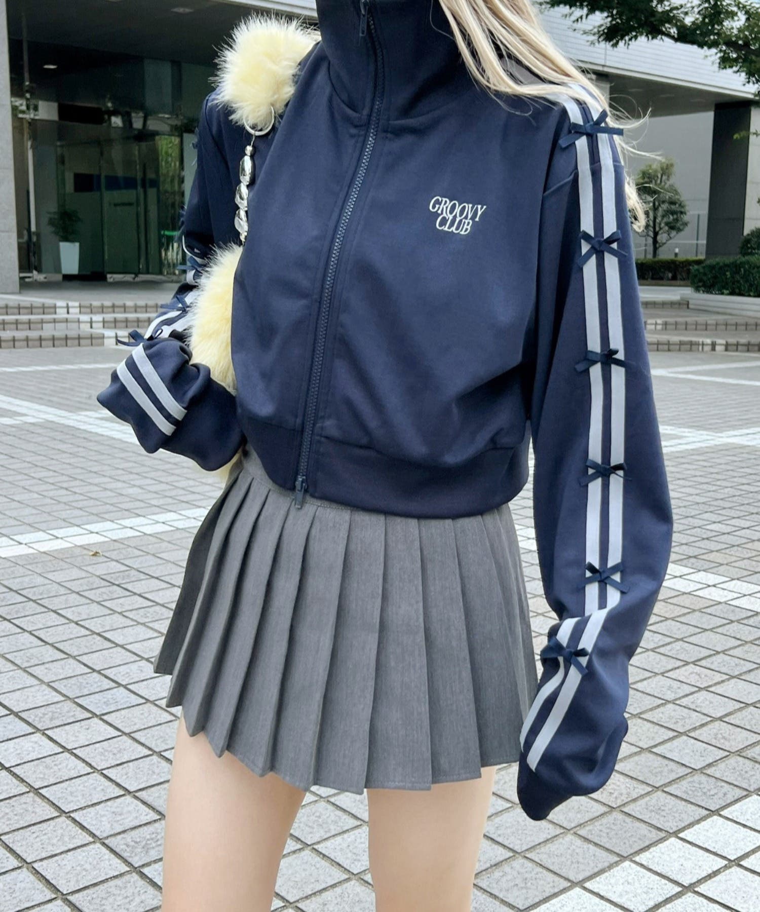 1_001.jpg