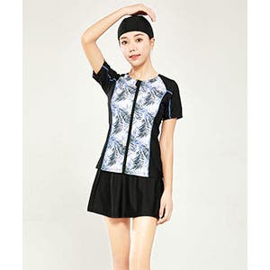 痩せなくてもいいんです。体型をカバーするフィットネス水着！