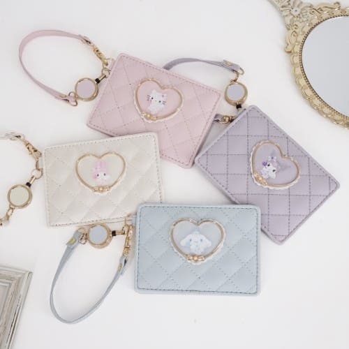 サンリオキャラクターズ『パスケース ハートフレームシリーズ』