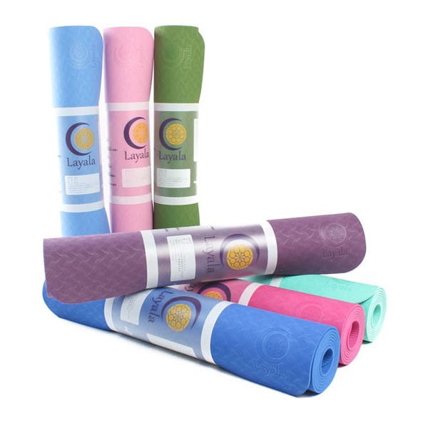 ヨガの服装はどう選ぶ 初心者さんも迷わない ヨガの種類やシーン別のおすすめウェア ファッション通販shoplist ショップリスト