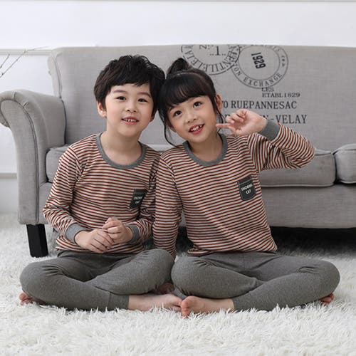 お宮参りの服装は 赤ちゃん ママパパ 祖父母のマナー 春夏秋冬おすすめ母親コーデ ファッション通販shoplist ショップリスト